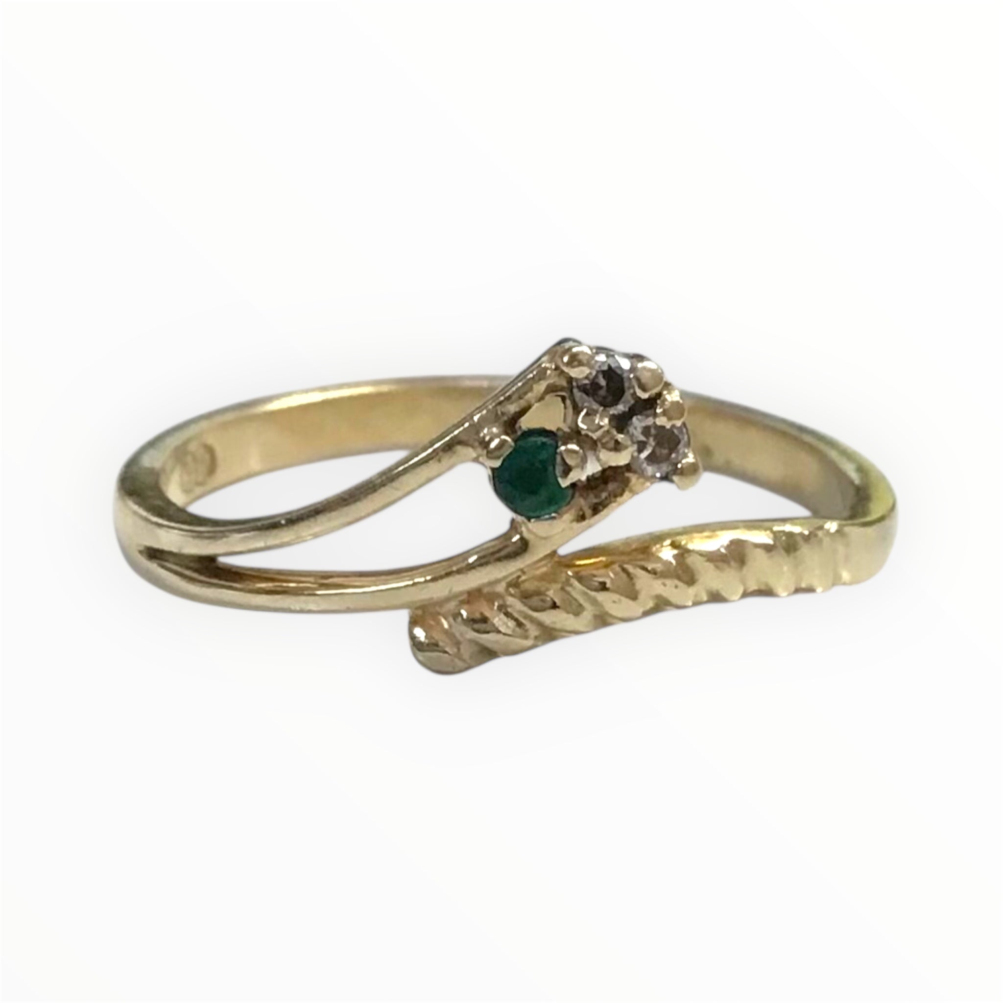 Ladies 9ct Gold Coloured Stone with Diamonds Ring (Size M) Ref#512656