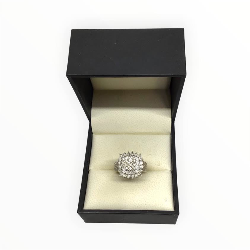 Ladies 9ct Gold Diamond Ring (Size O) Ref#513123