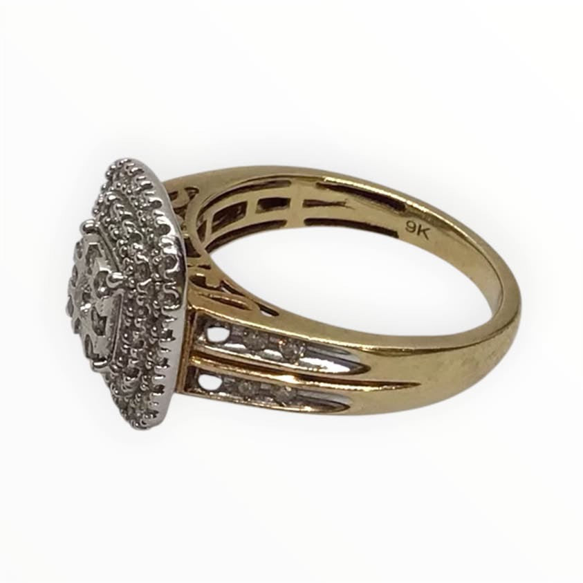 Ladies 9ct Gold Diamond Ring (Size P) Ref#513126