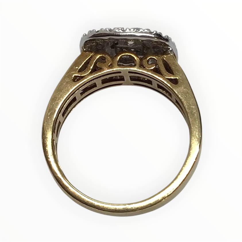 Ladies 9ct Gold Diamond Ring (Size P) Ref#513126