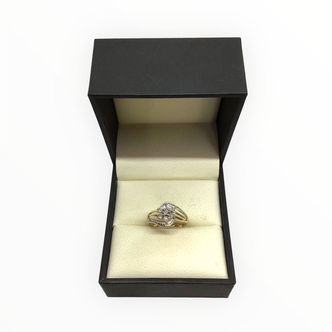 Ladies 9ct Gold Diamond Ring (Size O) Ref#512924
