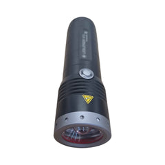 Led Lenser MT6 Battery Powered Flashlight in Pouch - 512668