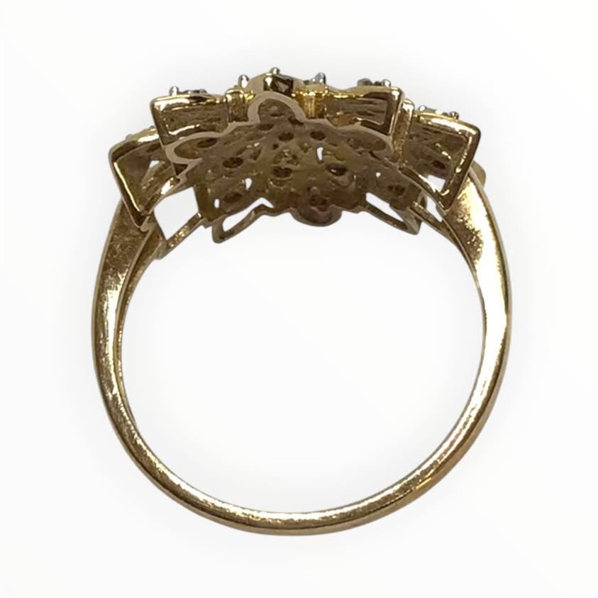 Ladies 9ct Gold Diamond Ring (Size O) Ref#513128