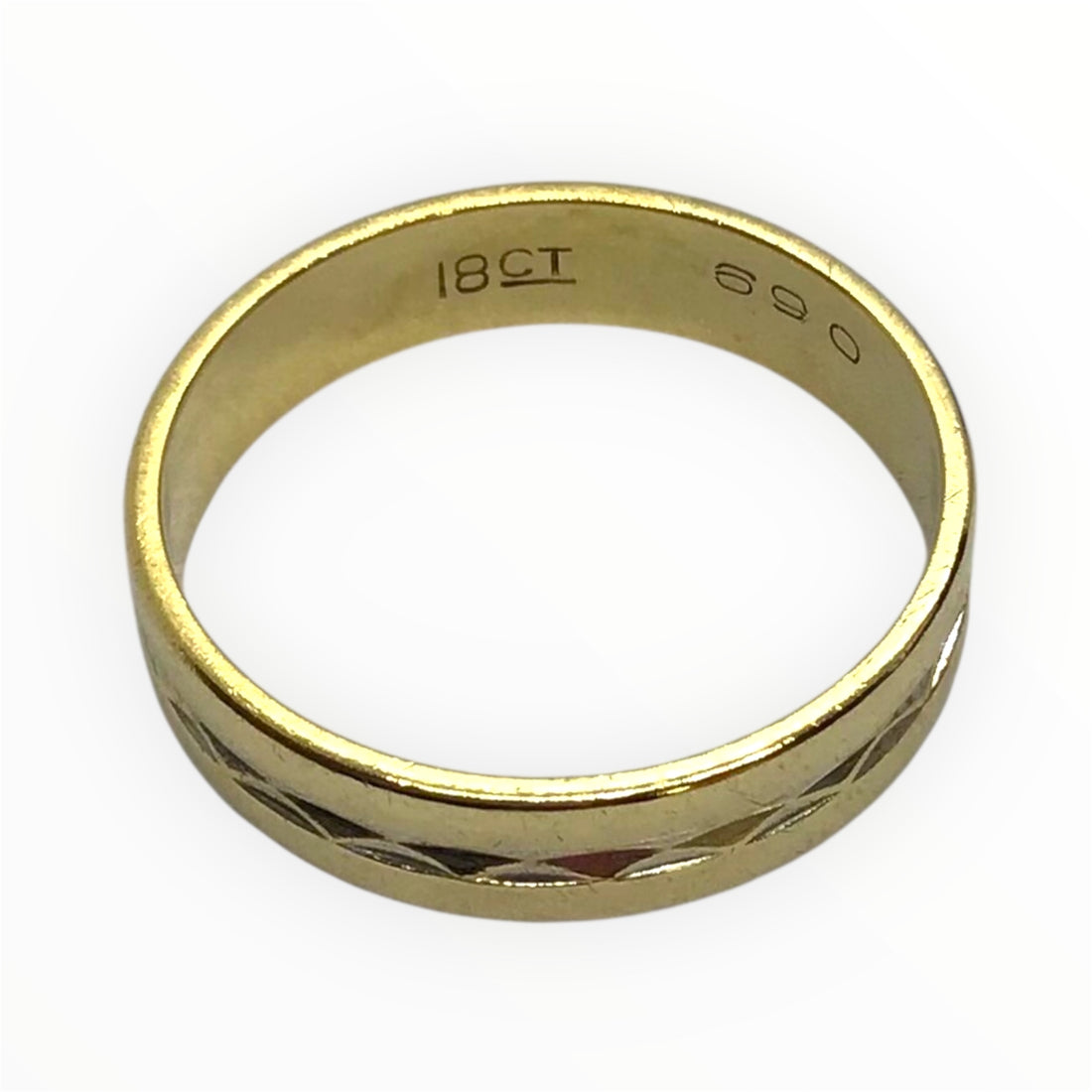 Ladies 18ct Gold Patterned Ring (Size Q) Ref#511371