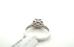 Ladies Michael Hill 18K White Gold Diamond Ring (Size: O, 5.56g) - 261651