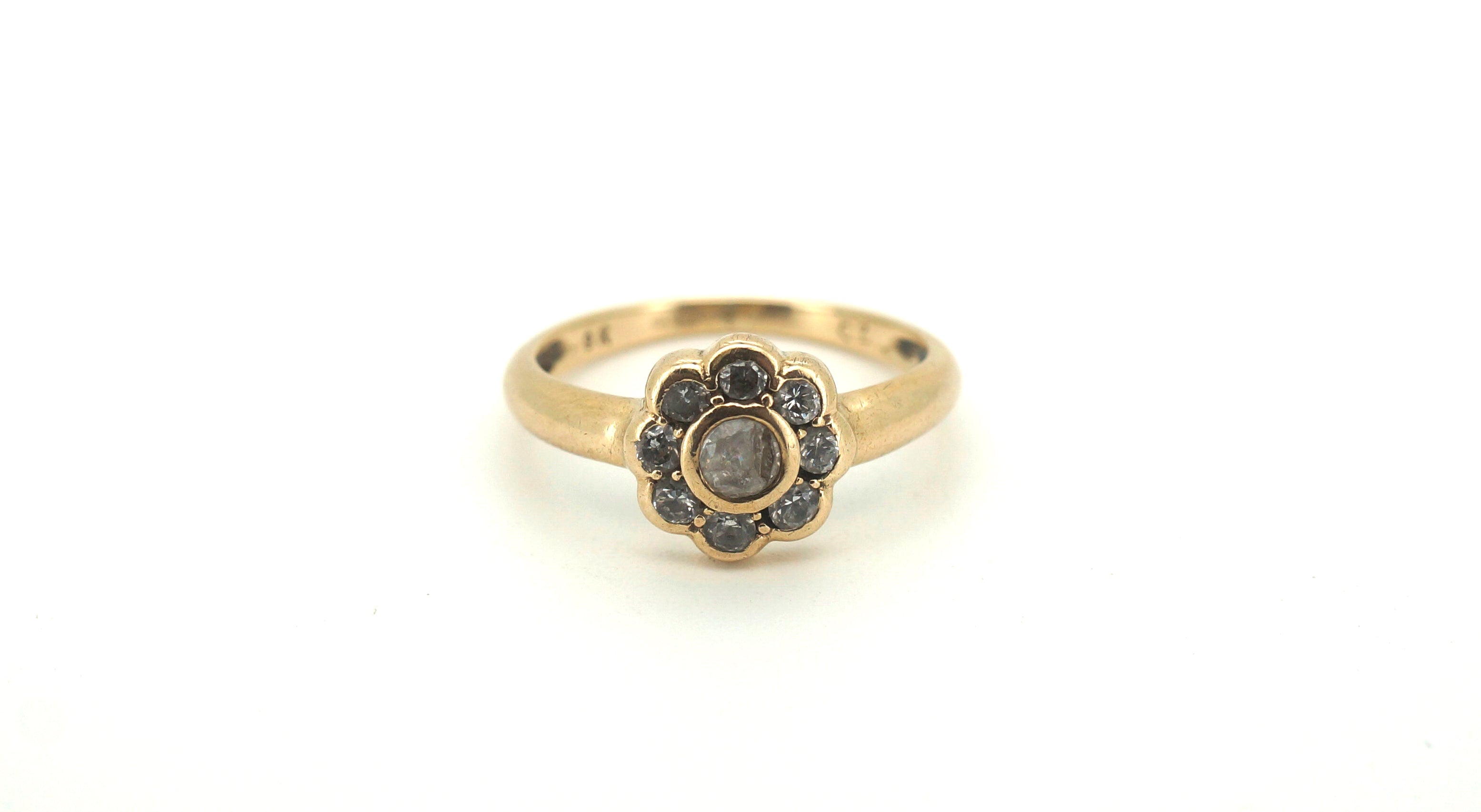 Unisex 9ct Yellow Gold Flower Pattern Ring (Size P) - 503008