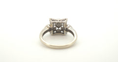 Ladies 9ct White Gold Cluster Ring (Size N 1/2) - 502833