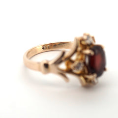 Ladies 9ct Yellow Gold Ring with Red & Clear Stones (Size L) - 510004