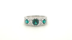18ct White Gold Synthetic Emerald & Diamond Ring (Size N) - 501633