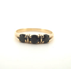Ladies 9CT Yellow Gold Black Stone Trilogy Ring (Size O, 1.5g) - 506074