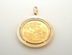 1915 Full Gold Soverign Coin in 9CT Yellow Gold Casing Pendant - 505421