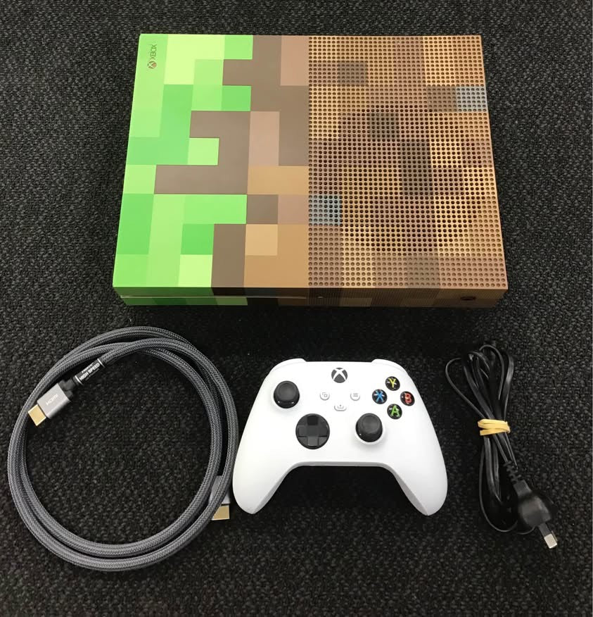 Xbox one S Minecraft edition Ref#506794