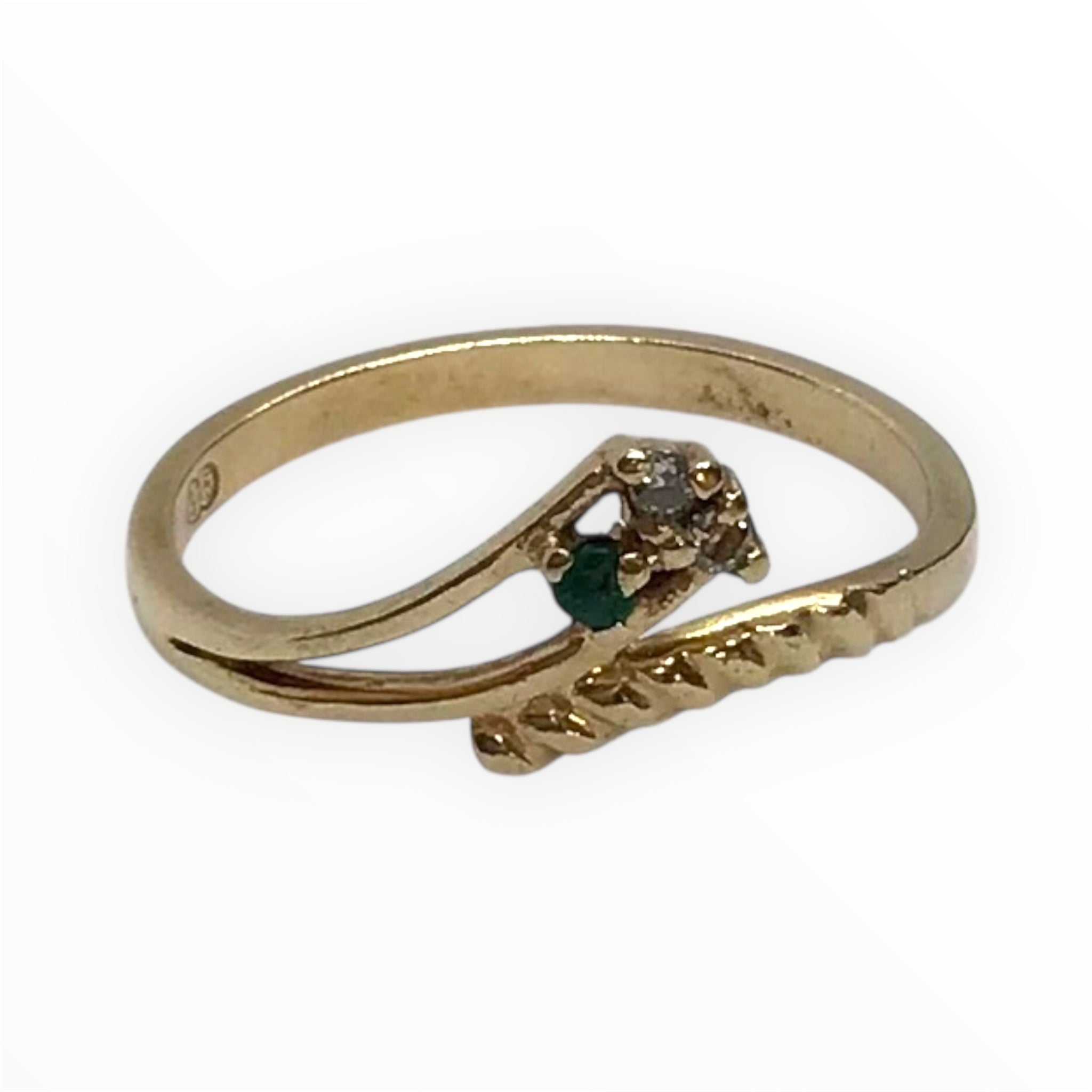 Ladies 9ct Gold Coloured Stone with Diamonds Ring (Size M) Ref#512656