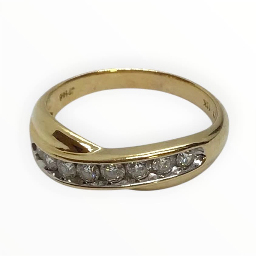 Ladies 10ct Gold Diamond Ring (Size Q) Ref#513130