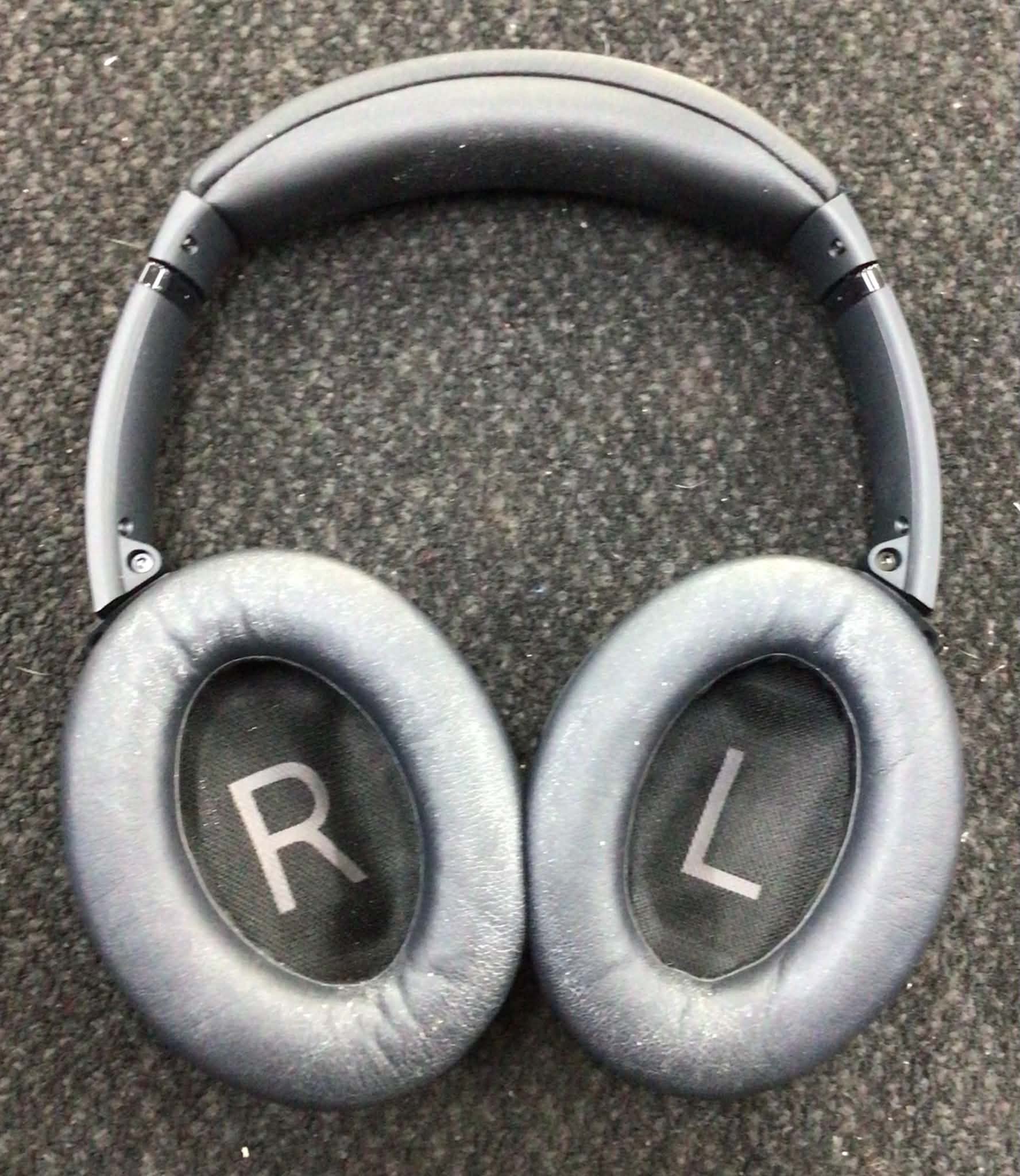 Bose QuietComfort Headphones Noise Cancelling Ref#512286