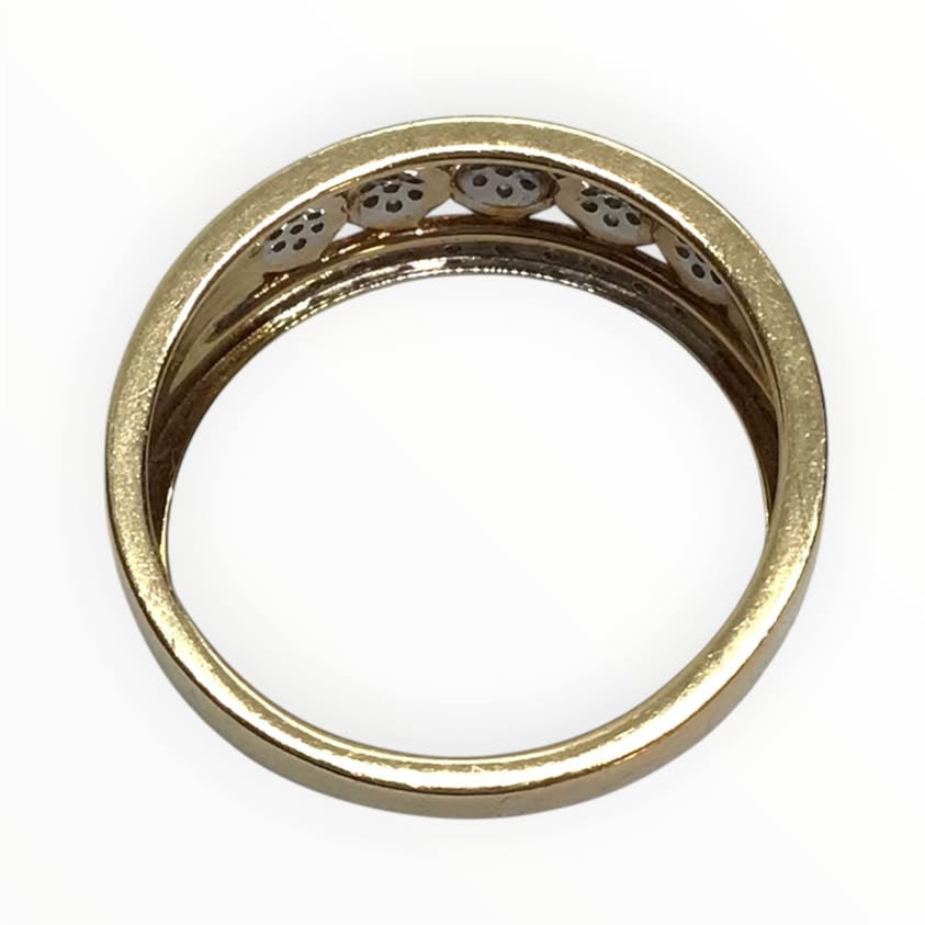 Ladies 9ct Gold Diamond Ring (Size O) Ref#513129