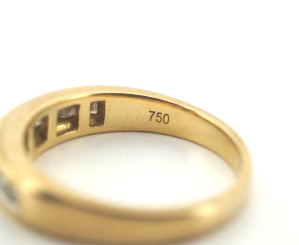 18CT Yellow Gold Diamond Set Eternity Ring (Size O) - AD 266534