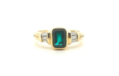 18ct Yellow Gold Synthetic Emerald & Diamond Ring (Size N) - 500910