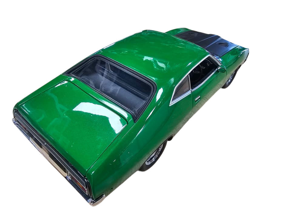Biante Classics XA Falcon GT Hardtop 1:18 Model Car (W/ Certificate) - AD 505121