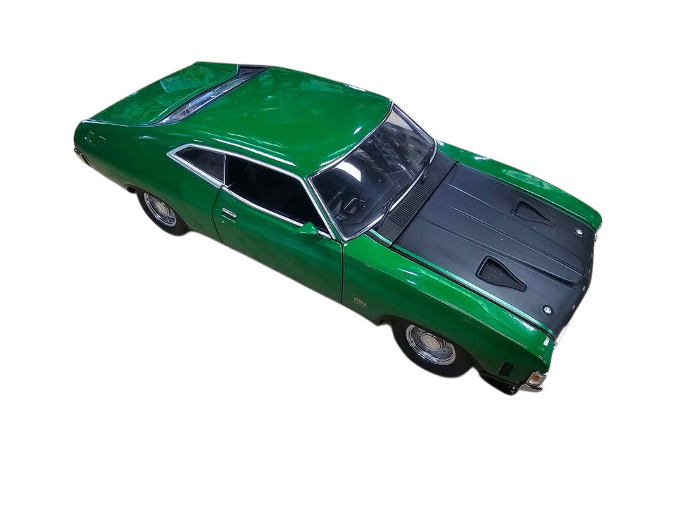 Biante Classics XA Falcon GT Hardtop 1:18 Model Car (W/ Certificate) - AD 505121