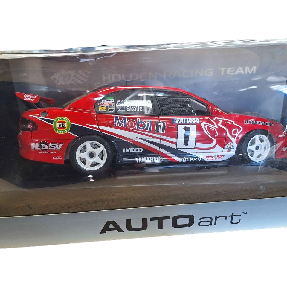 AUTOart Holden Racing Team VX Commodore 1:18 Scale Model - 505159