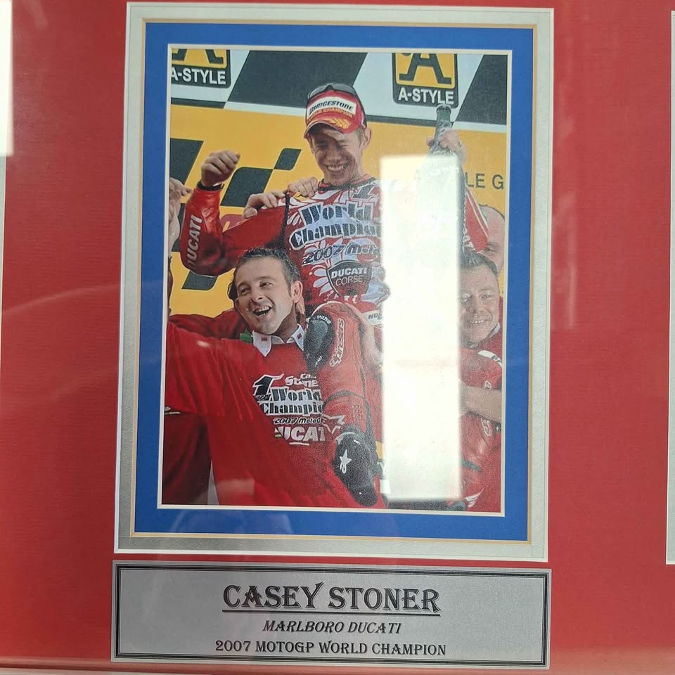 CASEY STONER 2007 MOTOGP WORLD CHAMPION MEMORABILIA - 505362
