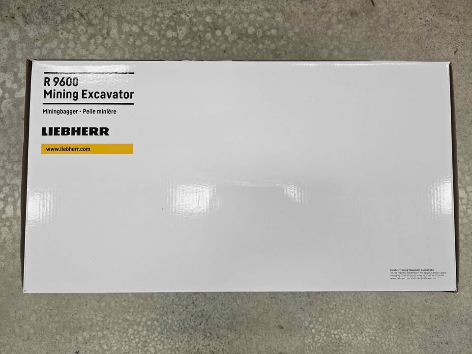 Liebherr R9600 Minimg Excavator 1:50 Model (IN Box) - AD 505948
