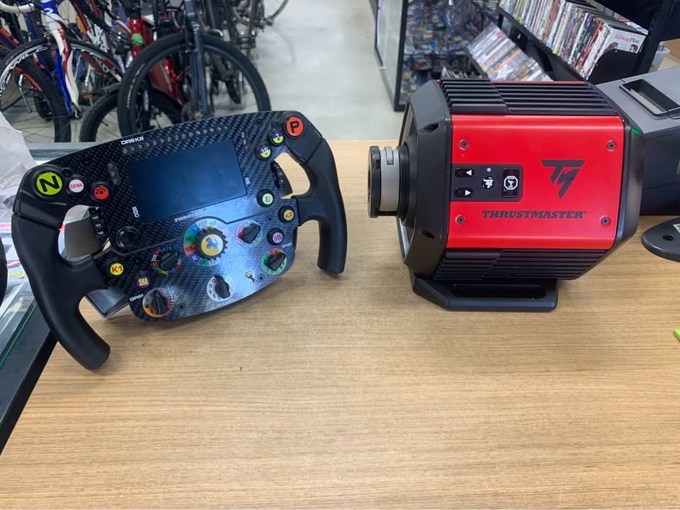 Ferrari Hypercar THRUSTMASTER Steering Wheel Controller T818-C - 505321