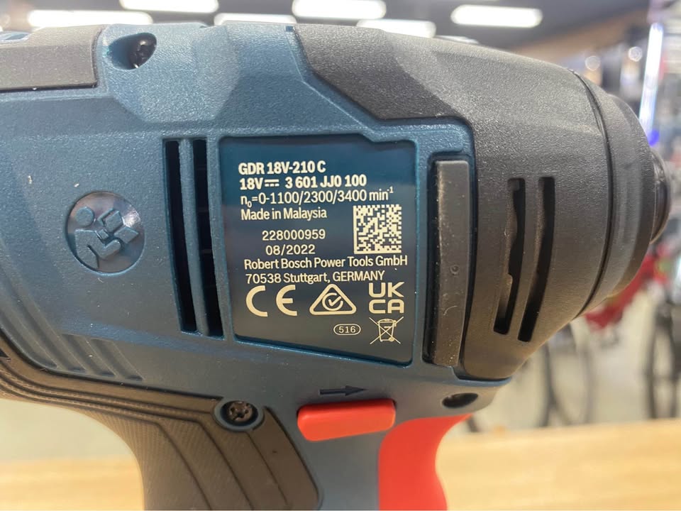 BOSCH - GDR 18V-210C IMPACT DRIVER - 244870