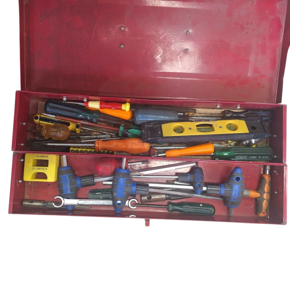 CANTILEVER METAL TOOLBOX WITH ASSORTED TOOLS. 505436
