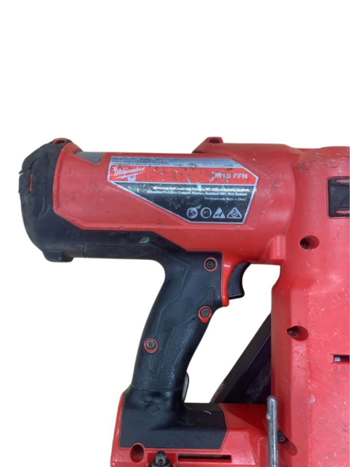 MILWAUKEE 18V Cordless Nail Gun M18FFN SKIN ONLY - 505562