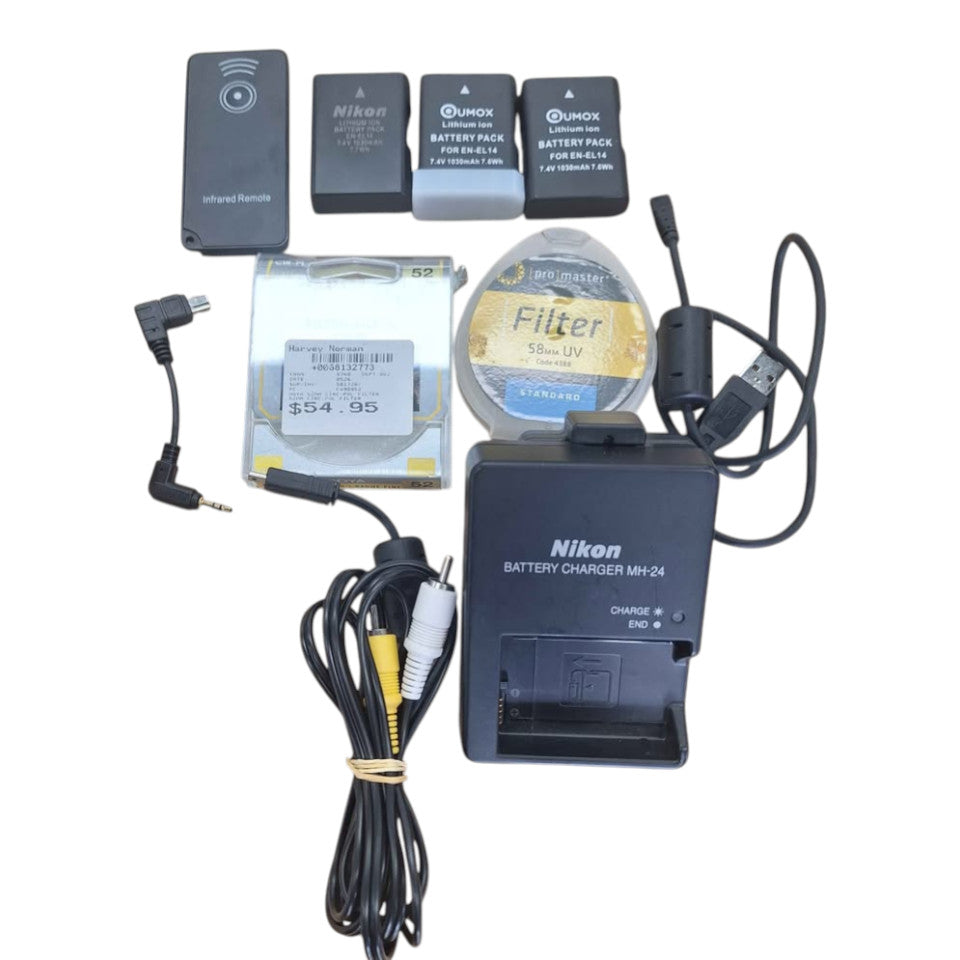 NIKON - D3200 DSLR CAMERA WITH BATTERY GRIP JO - 505887