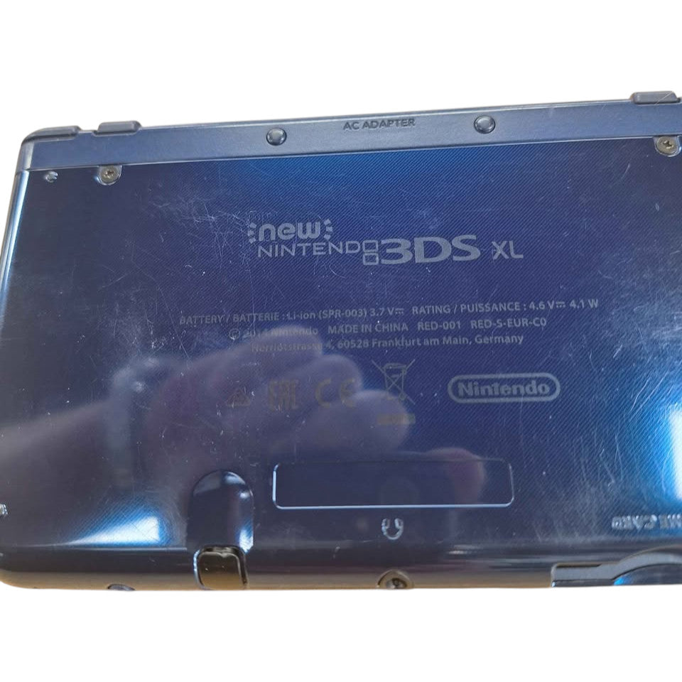 NINTENDO - 3DS XL GAME CONSOLE WITH POWER CABLE - 506020