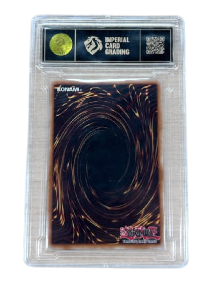 YUGIOH - LEGENDARY MAGICIAN OF DARK CARD (GRADED 8) - 506040