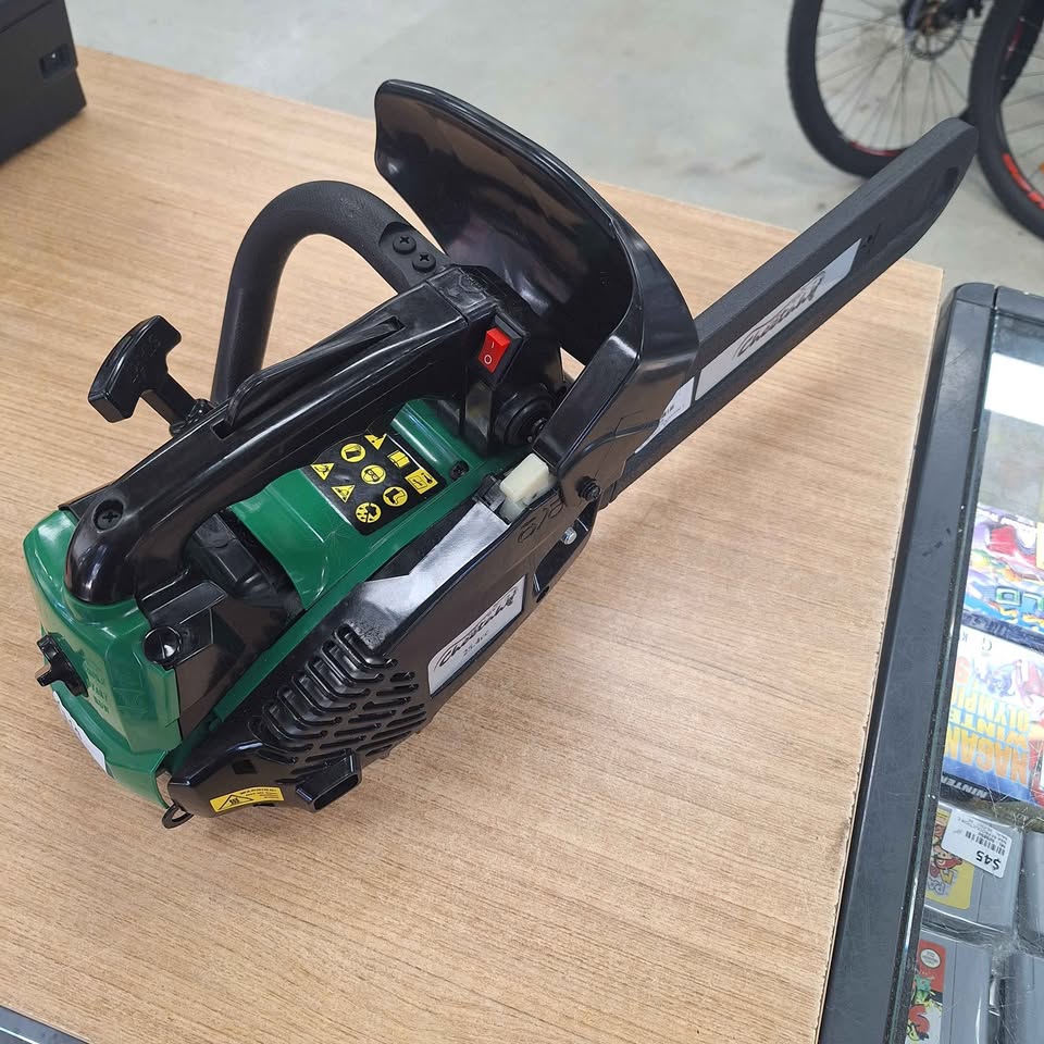 CHEETAH 12" 25.4cc 2 STROKE PETROL CHAINSAW - 506159