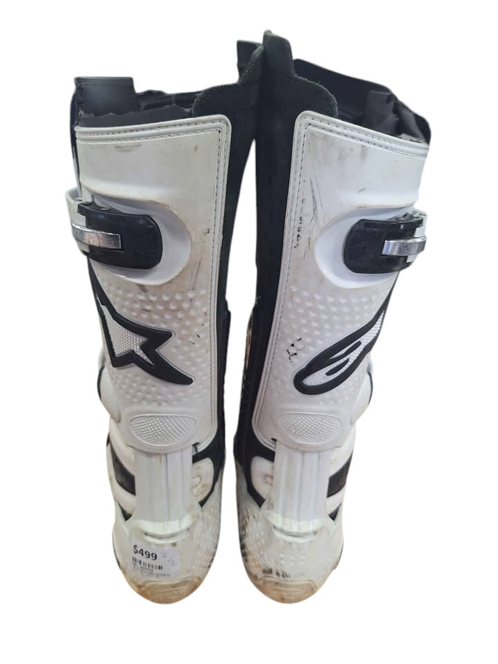 ALPINE STARS TECH 10 MOTOCROSS BOOTS IN SIZE 9 MENS - 507473