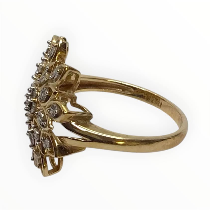 Ladies 9ct Gold Diamond Ring (Size O) Ref#513128