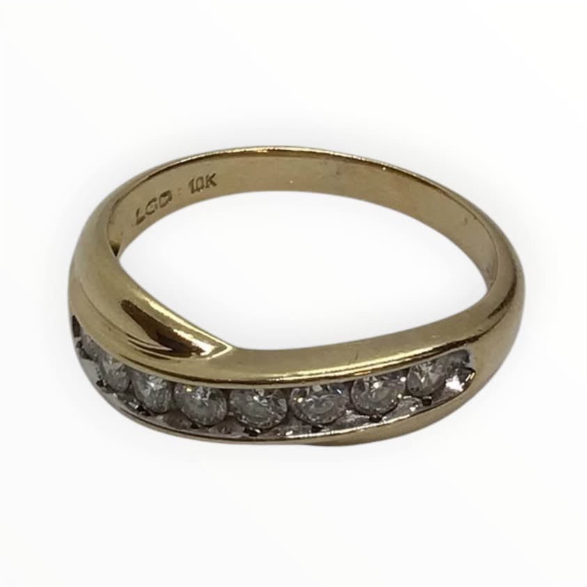 Ladies 10ct Gold Diamond Ring (Size Q) Ref#513130