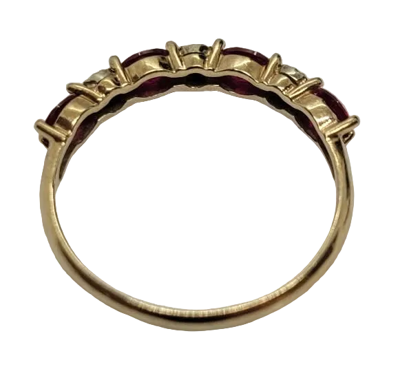 LADIES 9CT GOLD RING 1.5GMS P/S:RED 4 0.1 S/S:DIAM 3 0.01 TESTED