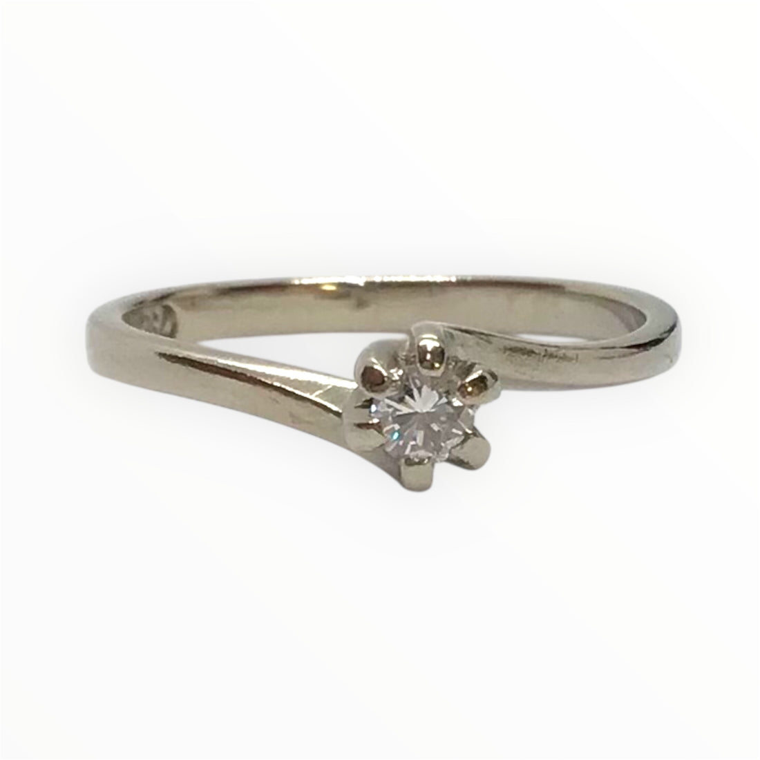 Ladies 18ct White Gold Diamond Ring (Size L) Ref#512189