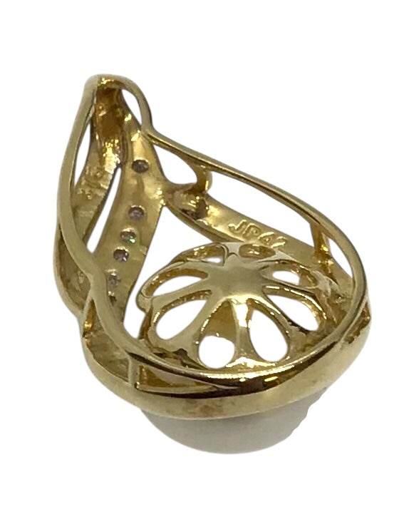 Ladies 9ct Gold Pearl & Diamond Pendant Ref#505481
