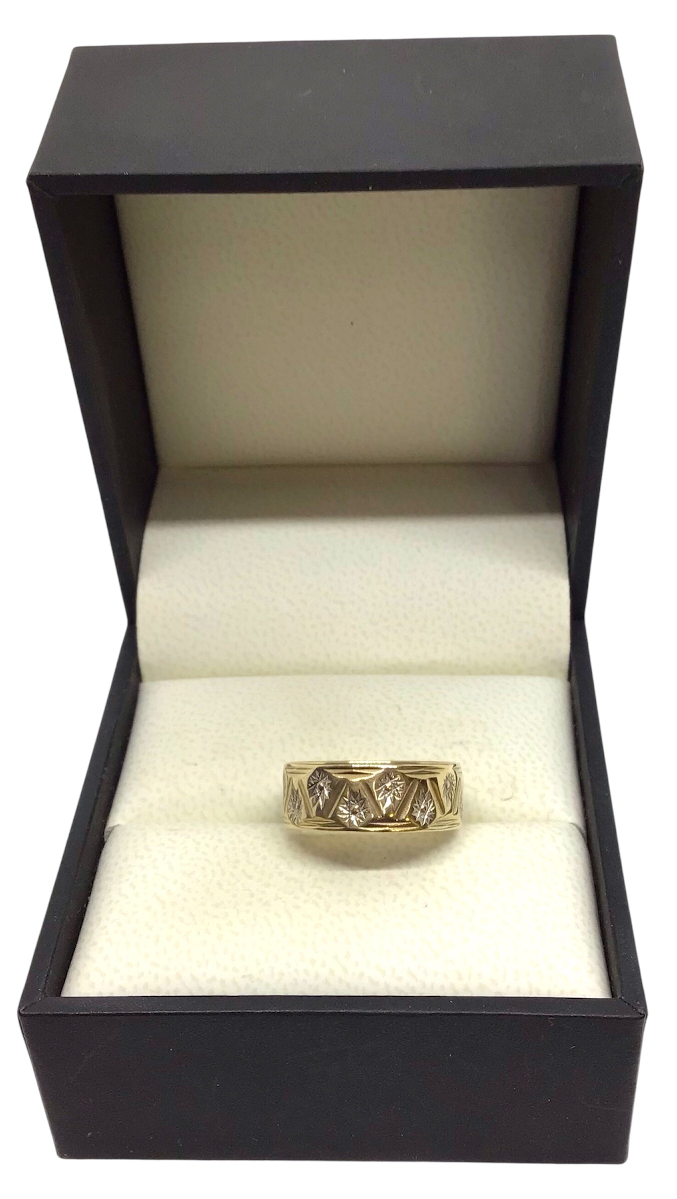 Ladies 9ct Yellow Gold Pattern Ring (Size N 1/2) Ref#506678