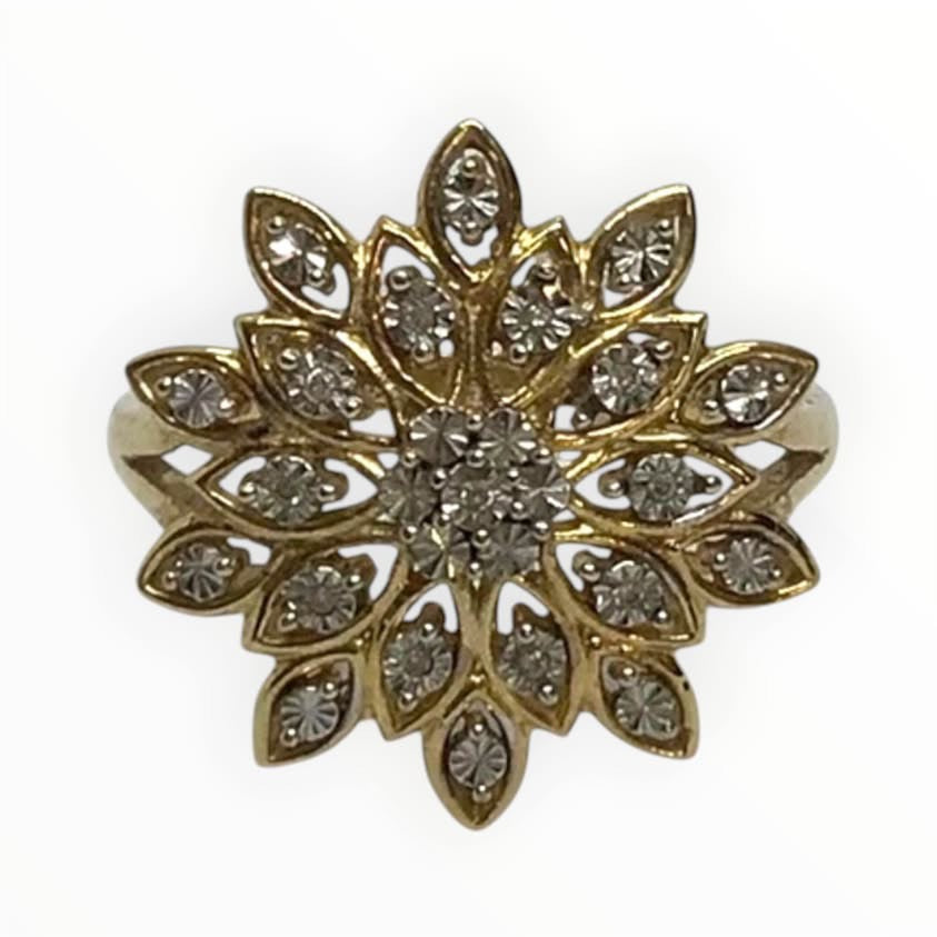 Ladies 9ct Gold Diamond Ring (Size O) Ref#513128