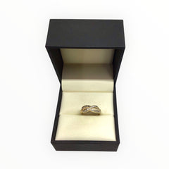 Ladies 9ct Gold Diamond Ring (Size O) Ref#512330