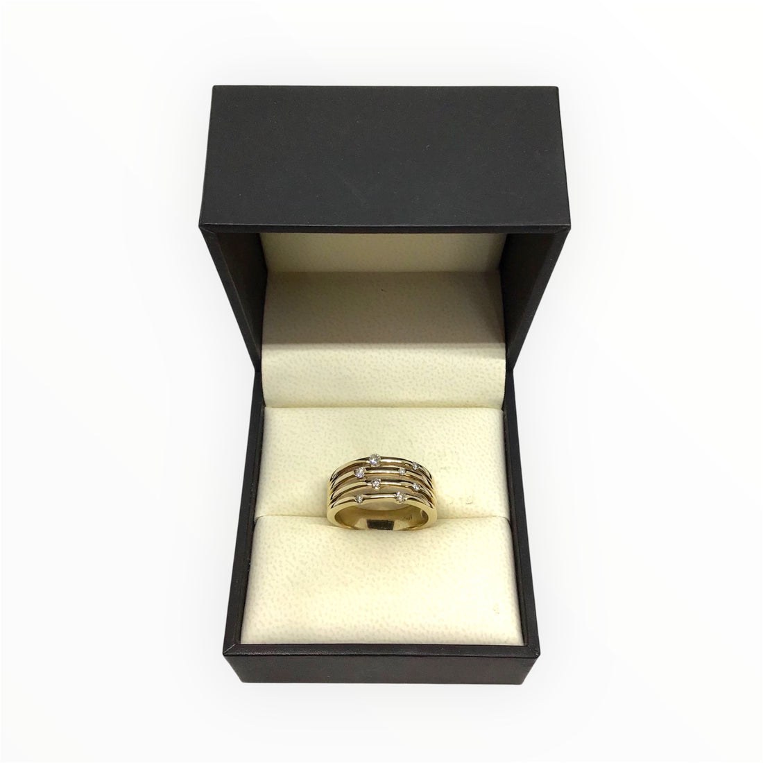 Ladies 9ct Diamond Ring (Size R) Ref#512958