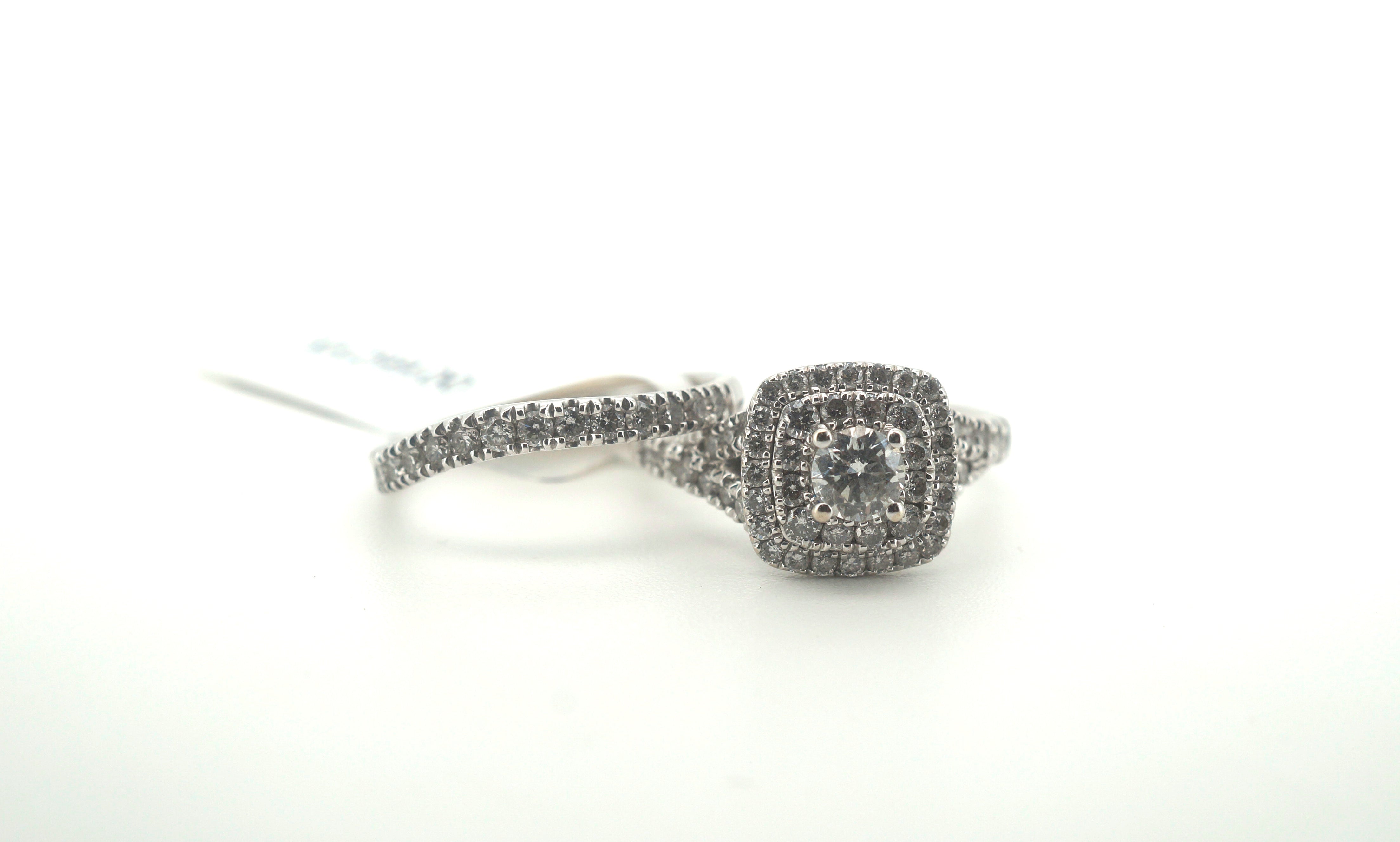 14ct White Gold Diamond Ring Set - 264678