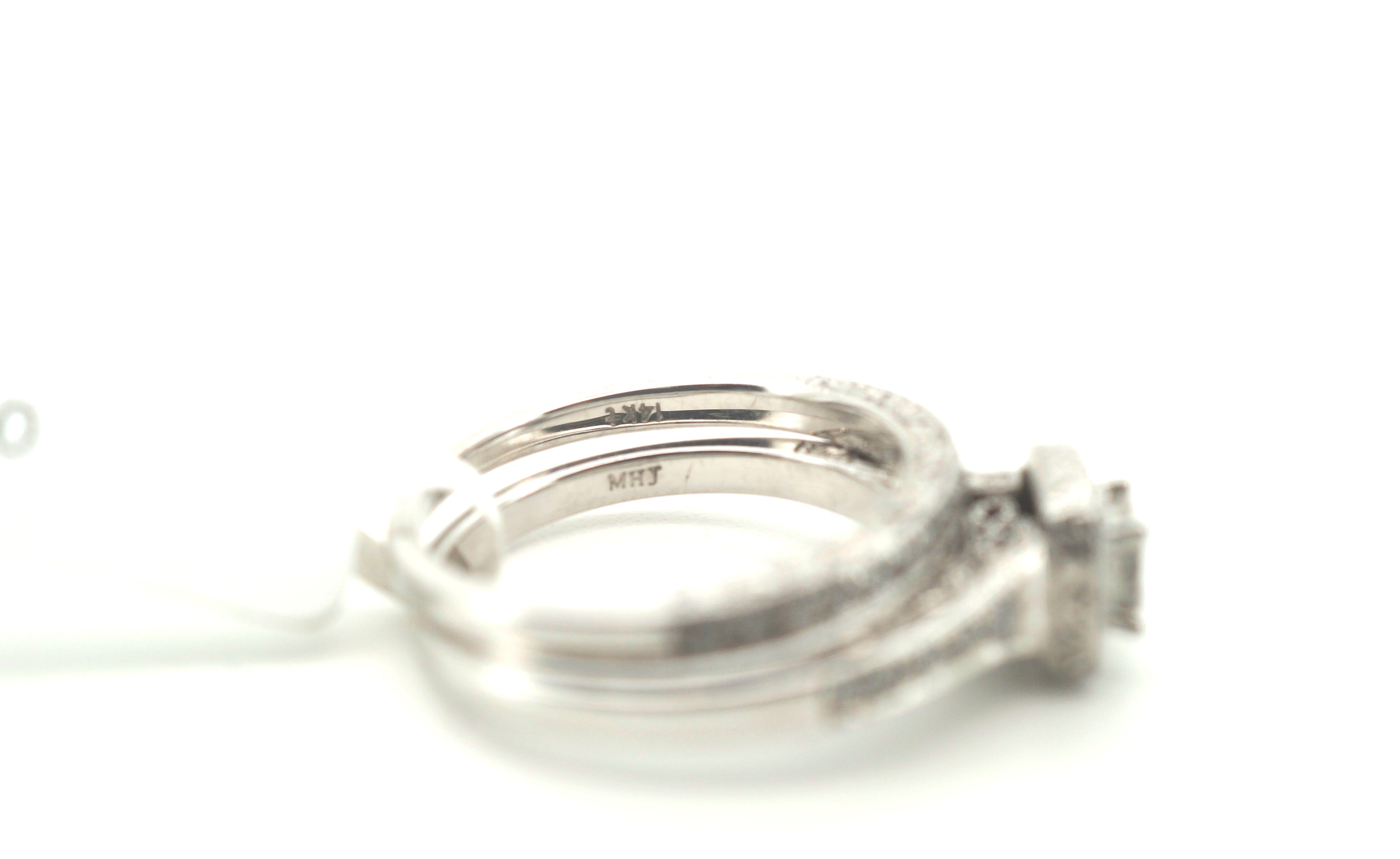 Ladies Stunning 14K White Gold Michael Hill Engagement Ring Set - 256330