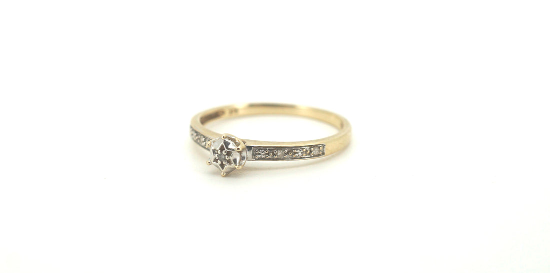 9ct Yellow & White Gold Ring (Size O) - 500358