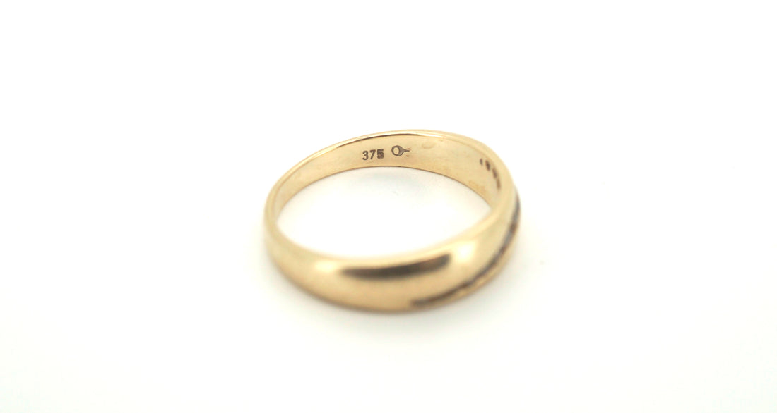 9ct Yellow Gold Straight Set Ring (Size N) - 500362