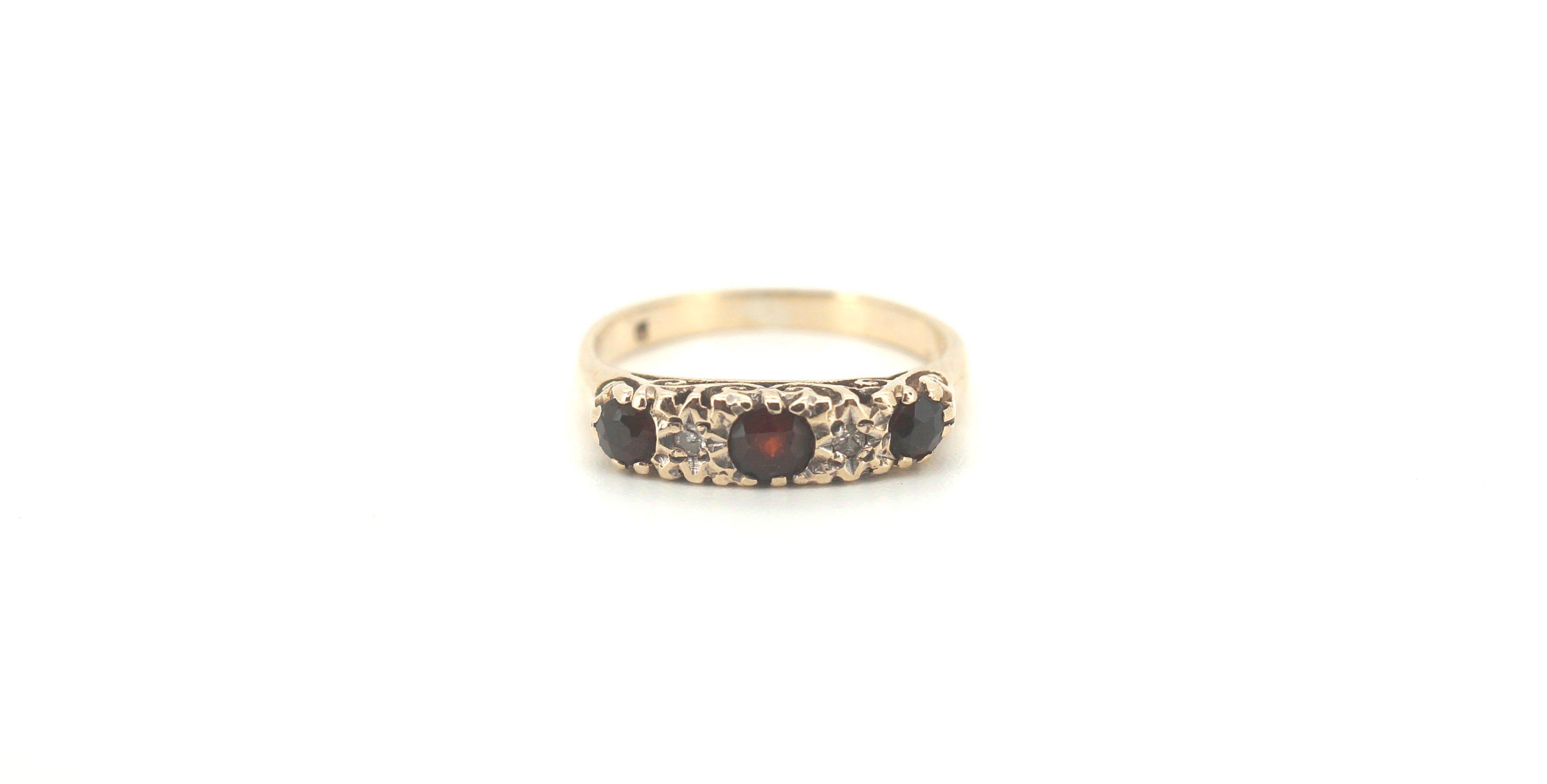 Unisex 9ct Yellow Gold Red Stone Ring (Size J) - 502679